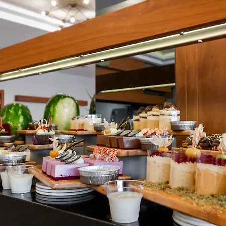 Campus Hill Hotel 5*
