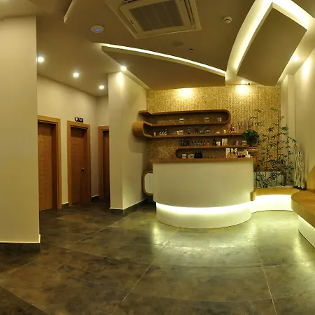 Campus Hill ホテル 5*