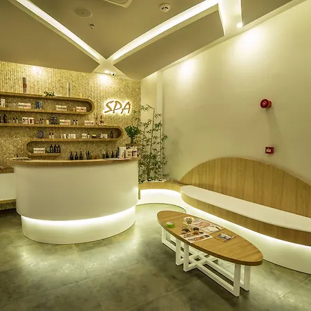 Campus Hill Ξενοδοχείο 5*