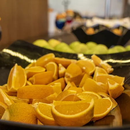 Campus Hill Ξενοδοχείο 5*