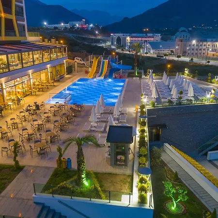 Campus Hill ألانيا