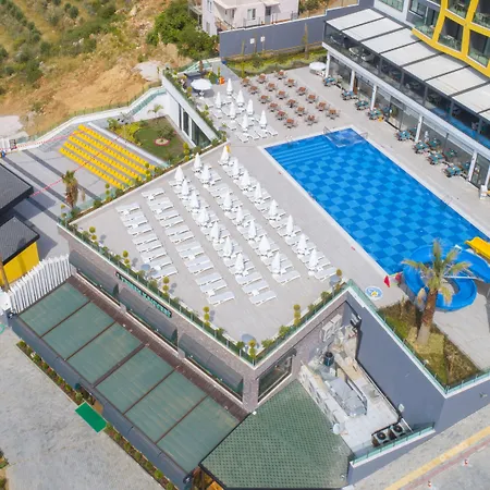 Szálloda Campus Hill 5*
