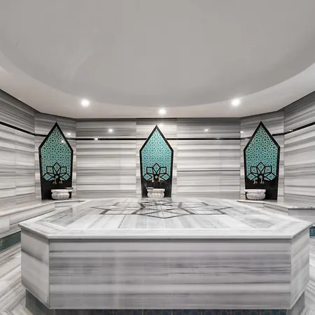 فندق Campus Hill 5*
