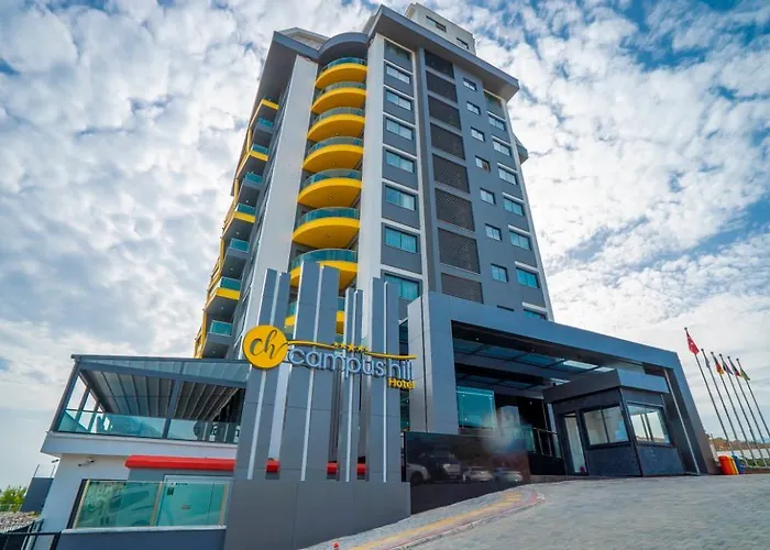 Campus Hill 5*