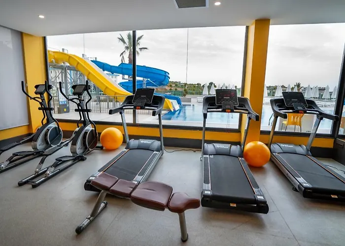 Campus Hill מלון 5*