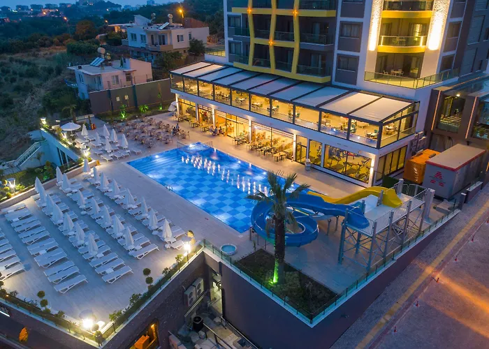 Campus Hill 酒店 阿拉尼亚