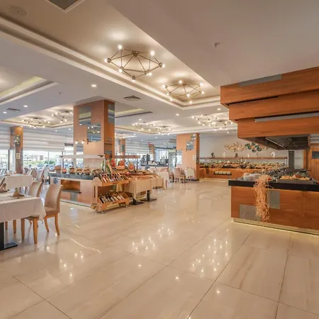 Hotel Campus Hill 5*